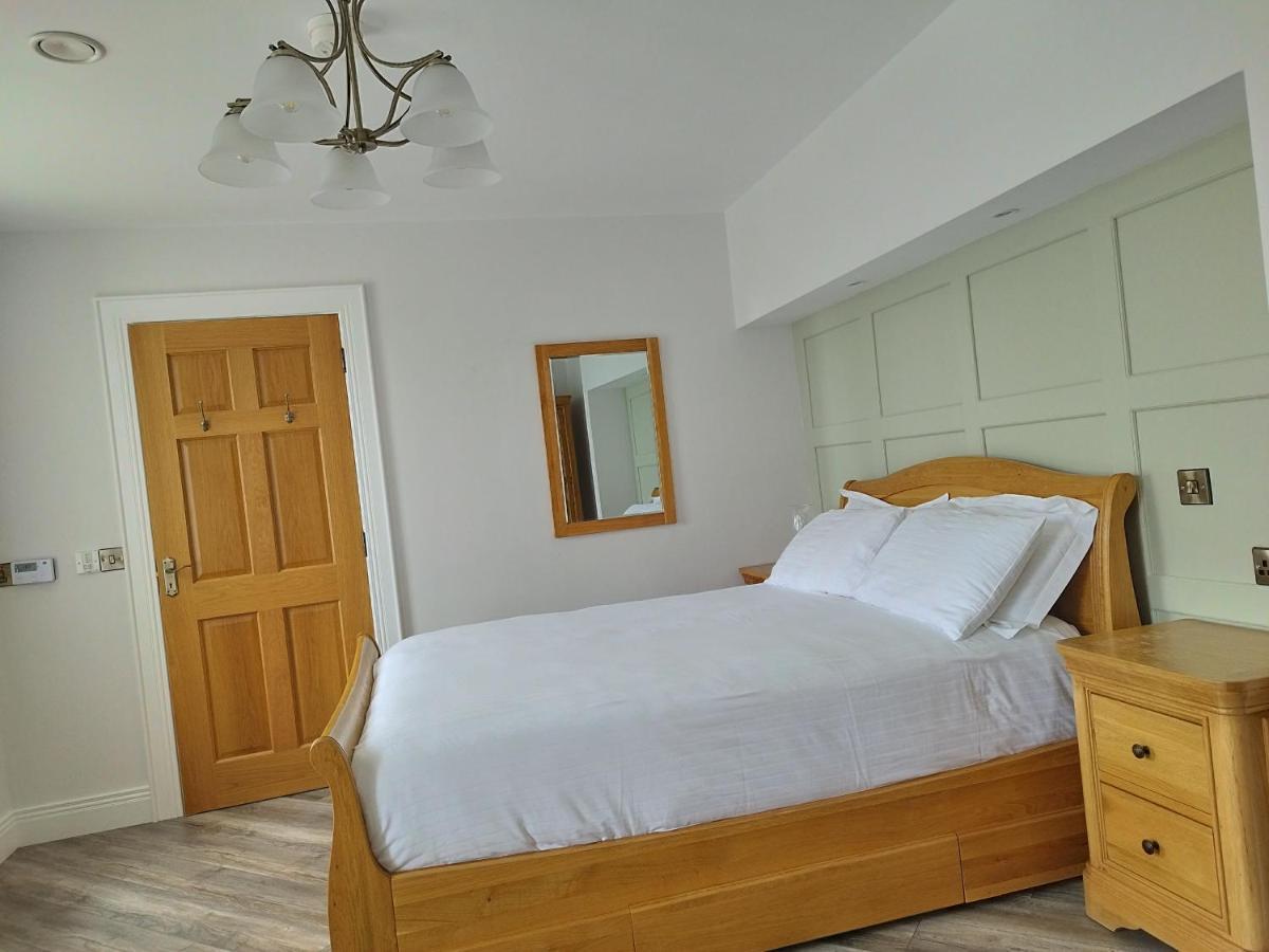 Hotel Biddy Ban'S Carnmalin Exterior foto
