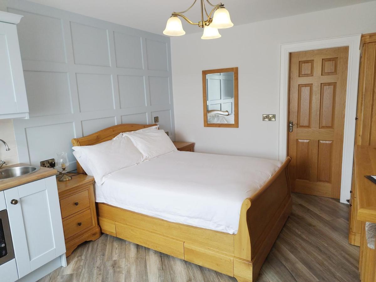 Hotel Biddy Ban'S Carnmalin Exterior foto
